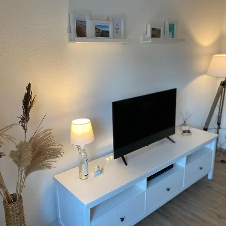 Birkenweg Ankerplatz I 아파트 카롤리넨시엘