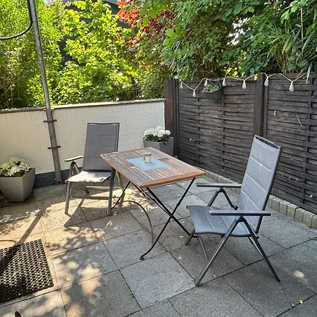 Birkenweg Ankerplatz I * 카롤리넨시엘